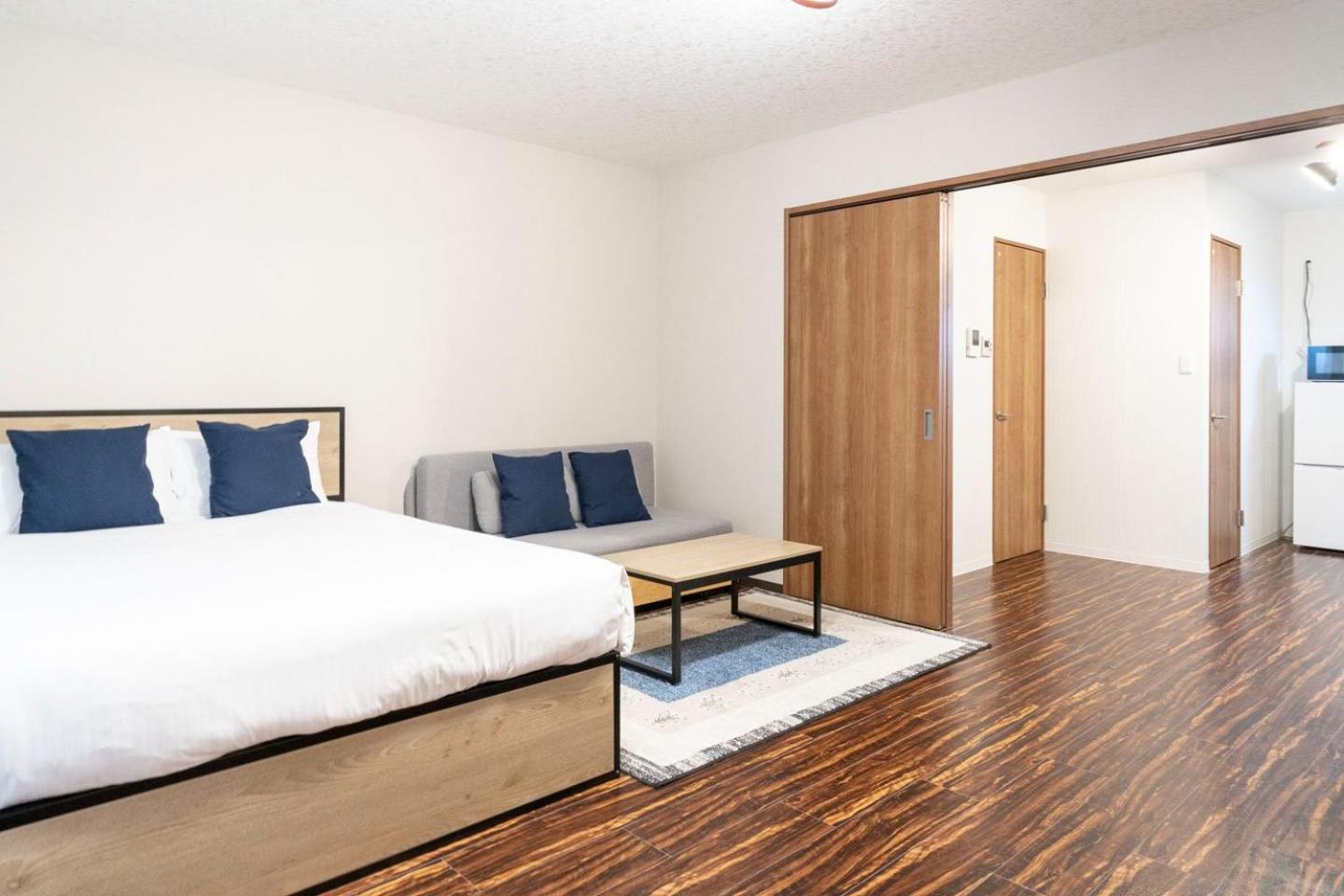 House Sinkan アパート 大阪市